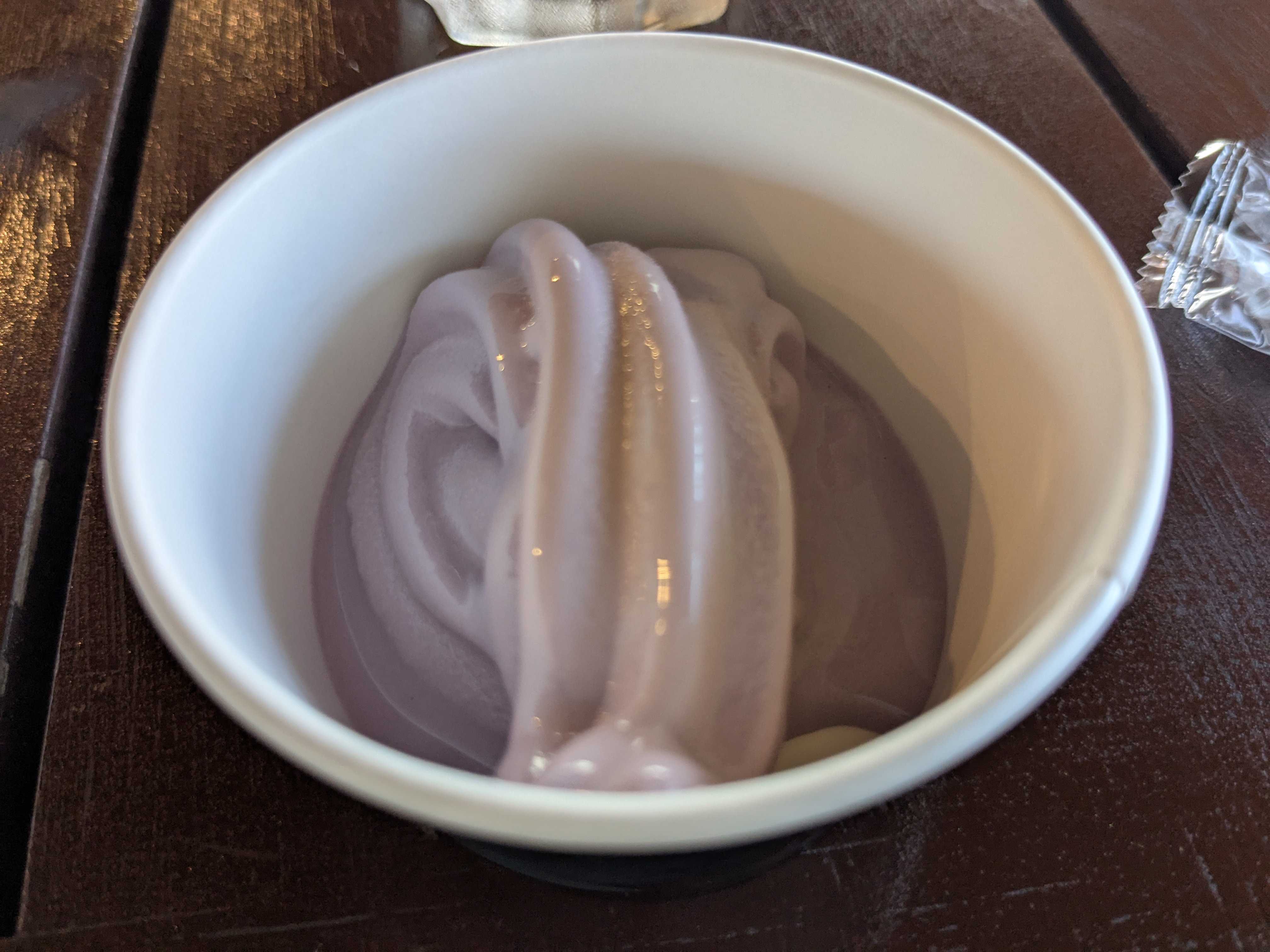 フサキビーチリゾートホテル＆ヴィラズISHIGAKI BOLD KITCHEN　朝食ビュッフェ デザート　紅芋ソフトクリーム