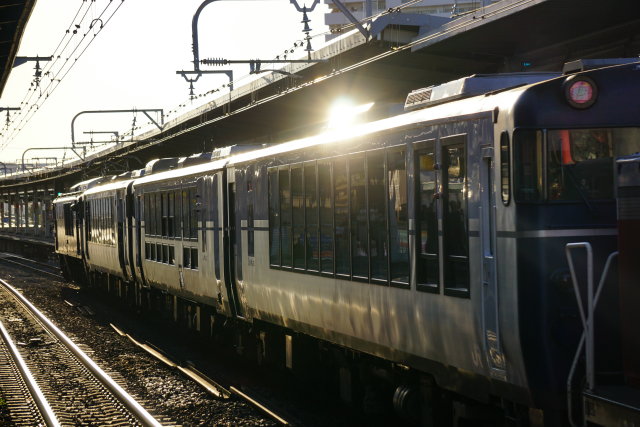 EF81 95水戸ホキ& 越乃Shu＊Kura両国展示回送3