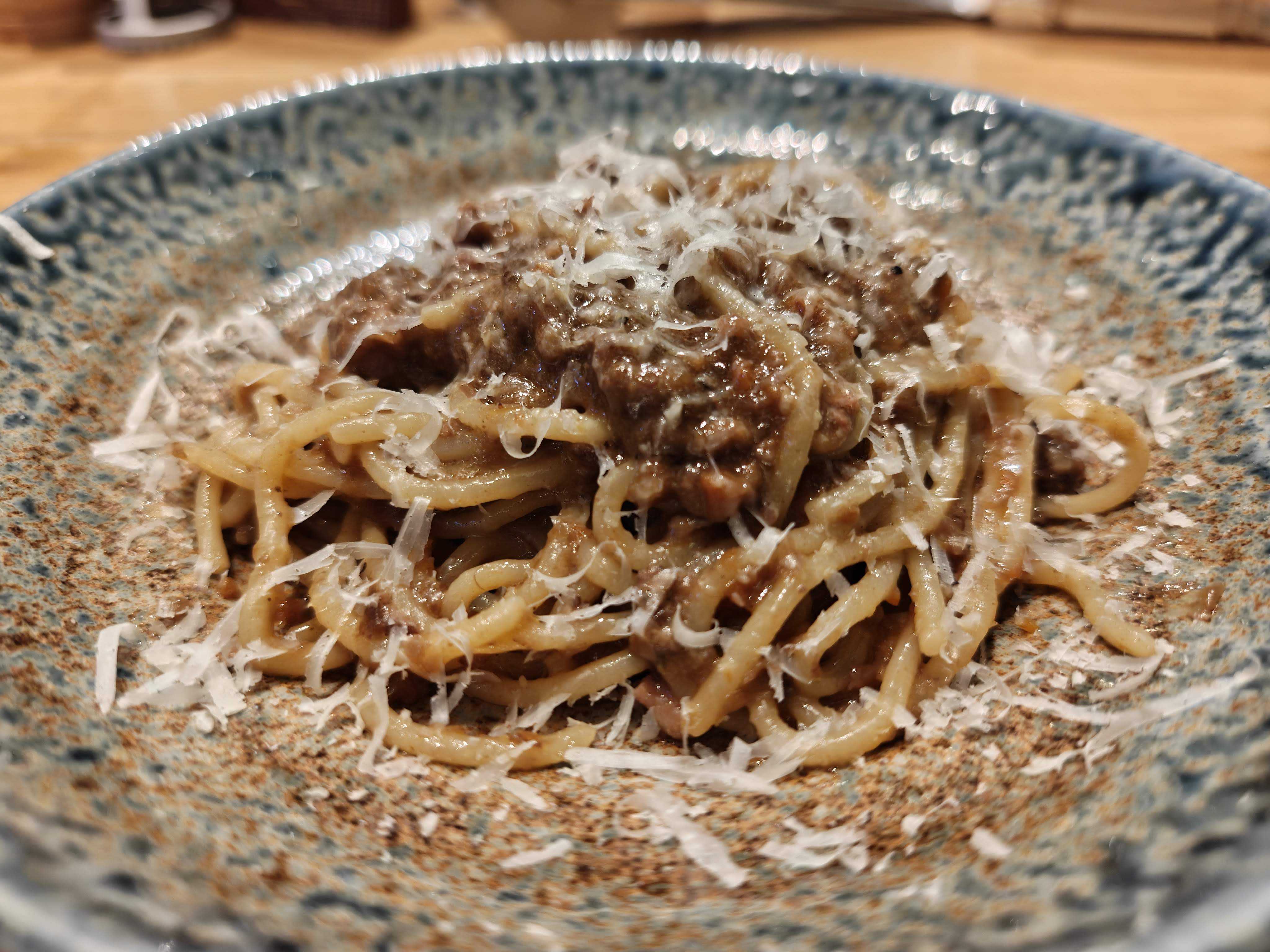 虎ノ門横丁　リオレに夢中　ランチ　特製ボロネーゼ