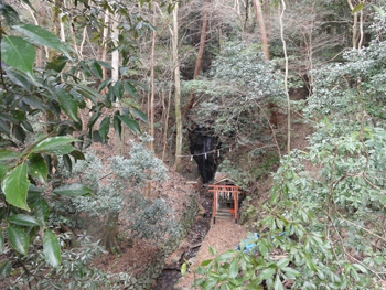 若王子神社の滝