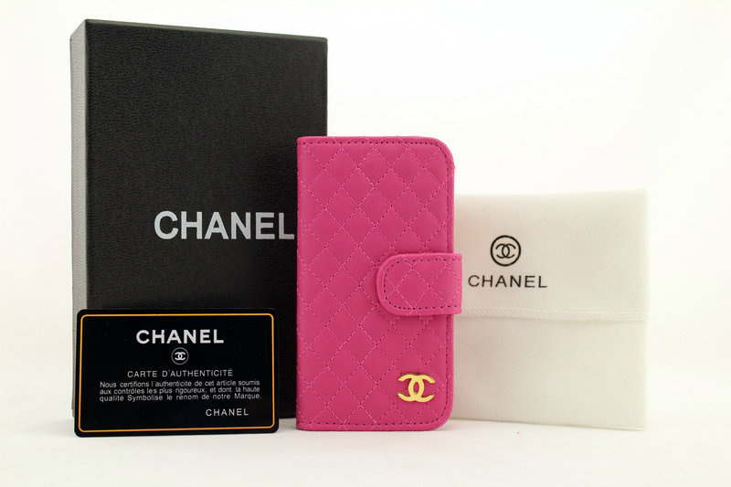Chanel-iPhone5-Leather-Case-10.jpg