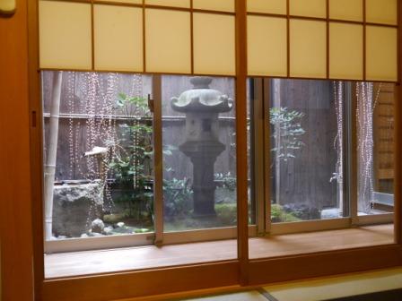 P1060184（庭１）.jpg