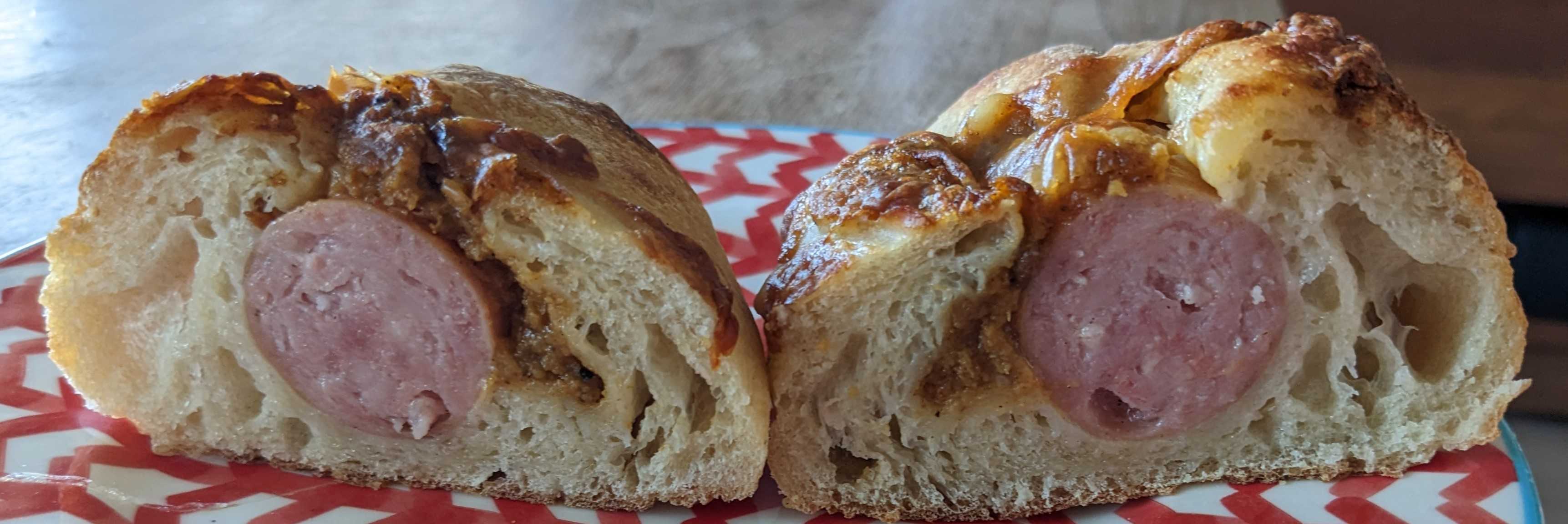 下田流の通販　ピリ辛カレーフランクの断面