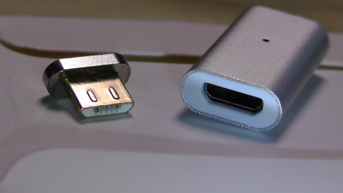 マグネット式 microUSB 変換アダプタ [donya A-Type]