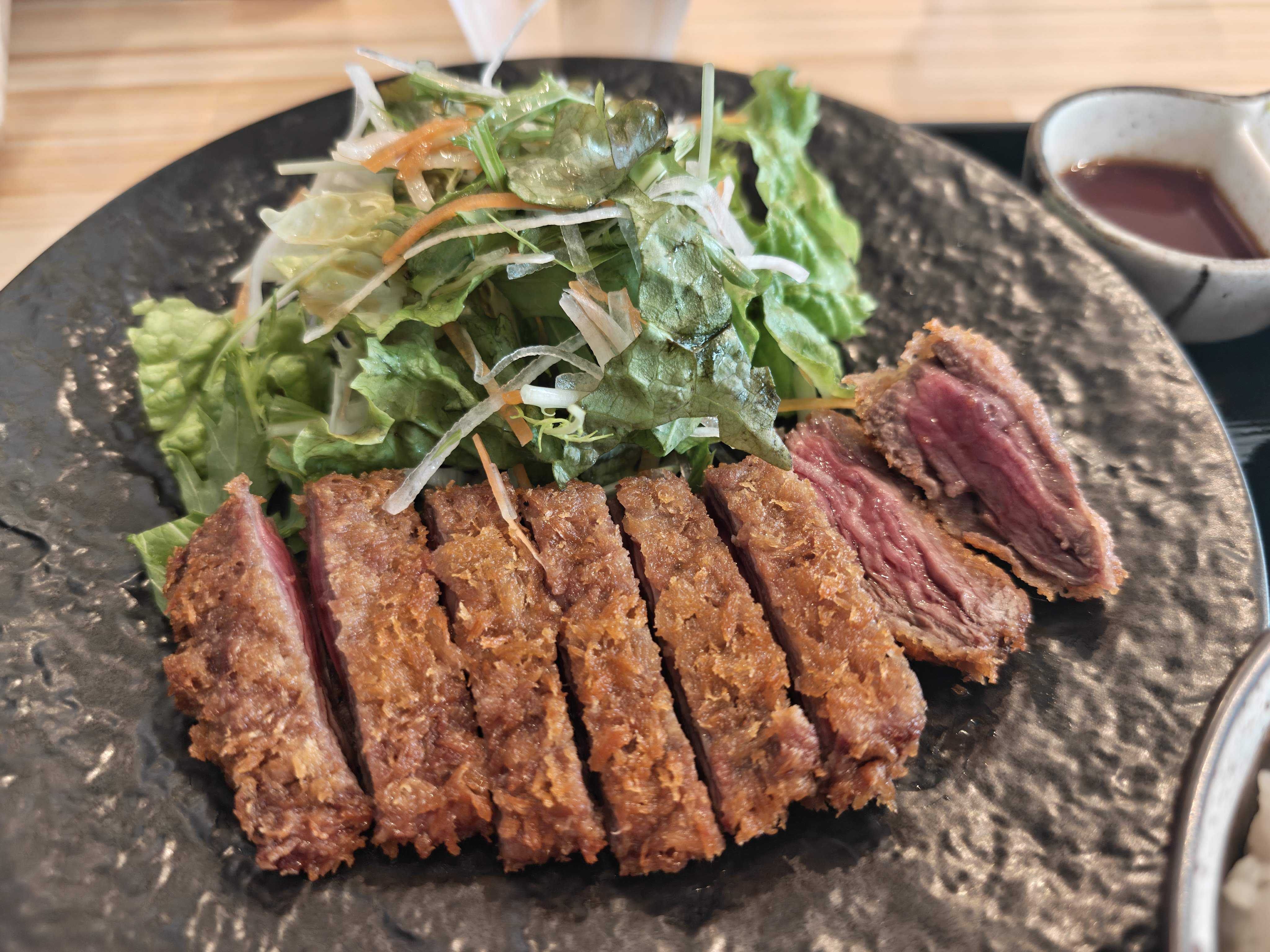 新橋駅　ランチ　和酒バル koda　牛カツ膳