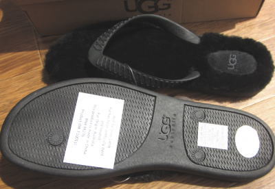 UGG Fluffie ブラック 9インチ(26cm) 3990円 レビュー記入で送料込kate88 2.JPG