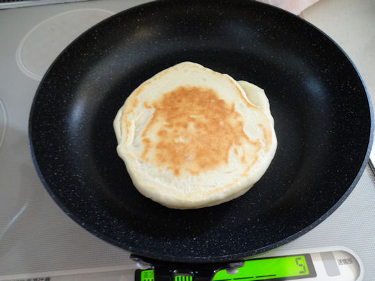 焼きカレーパン