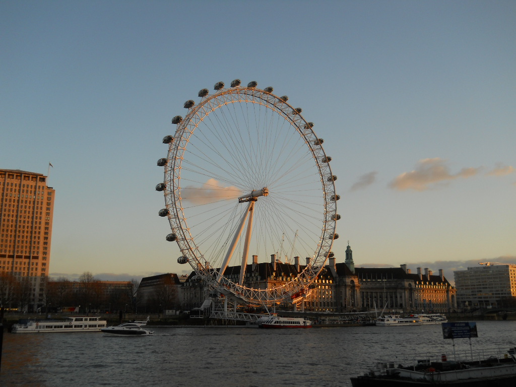 London Eye at 1530.JPG