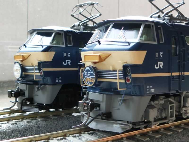 TOMIXのJR EF66特急牽引機PS22Bパンタ搭載車プレステ2台 | HOゲージの