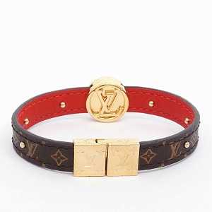 Louis Vuitton レザー ブレスレット 黒 赤 ルイヴィトン LVロゴ ブラスレ リバーシブル仕様で楽しめるレザー