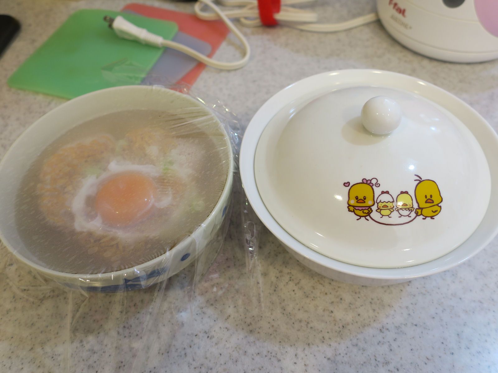 ひよこちゃんどんぶり、もう1個欲しいね…どこで買ったんだっけ?