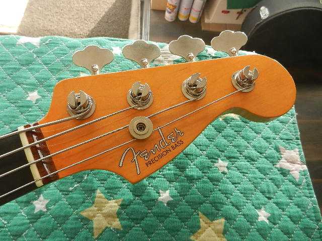 🌸Fender. Precision Bass ナット交換 | 青春のギターリペア K2