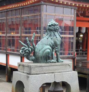 厳島神社本殿狛犬