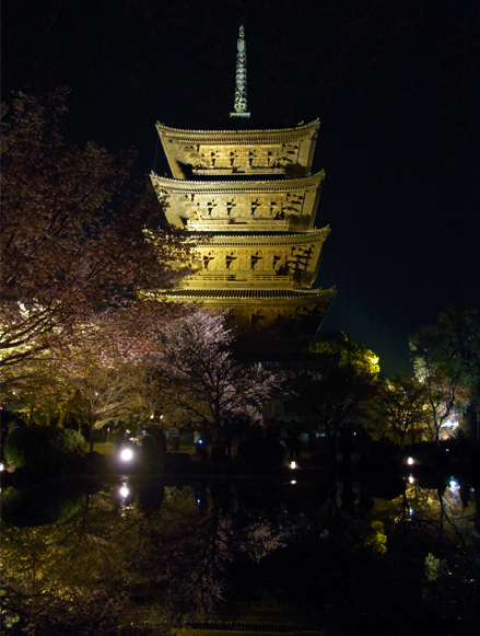 五重塔正面.jpg