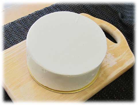 マンゴーのレアチーズケーキ