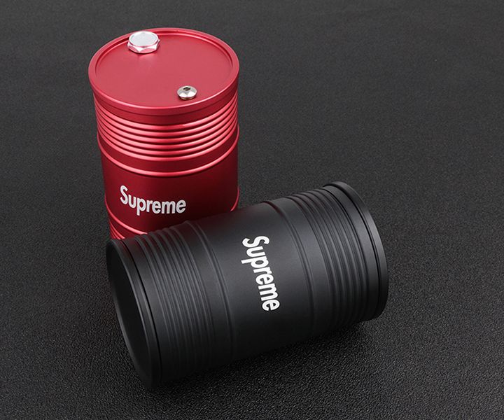 Supreme 赤 灰皿 箱付き Supreme（灰皿）のフリマアイテム一覧