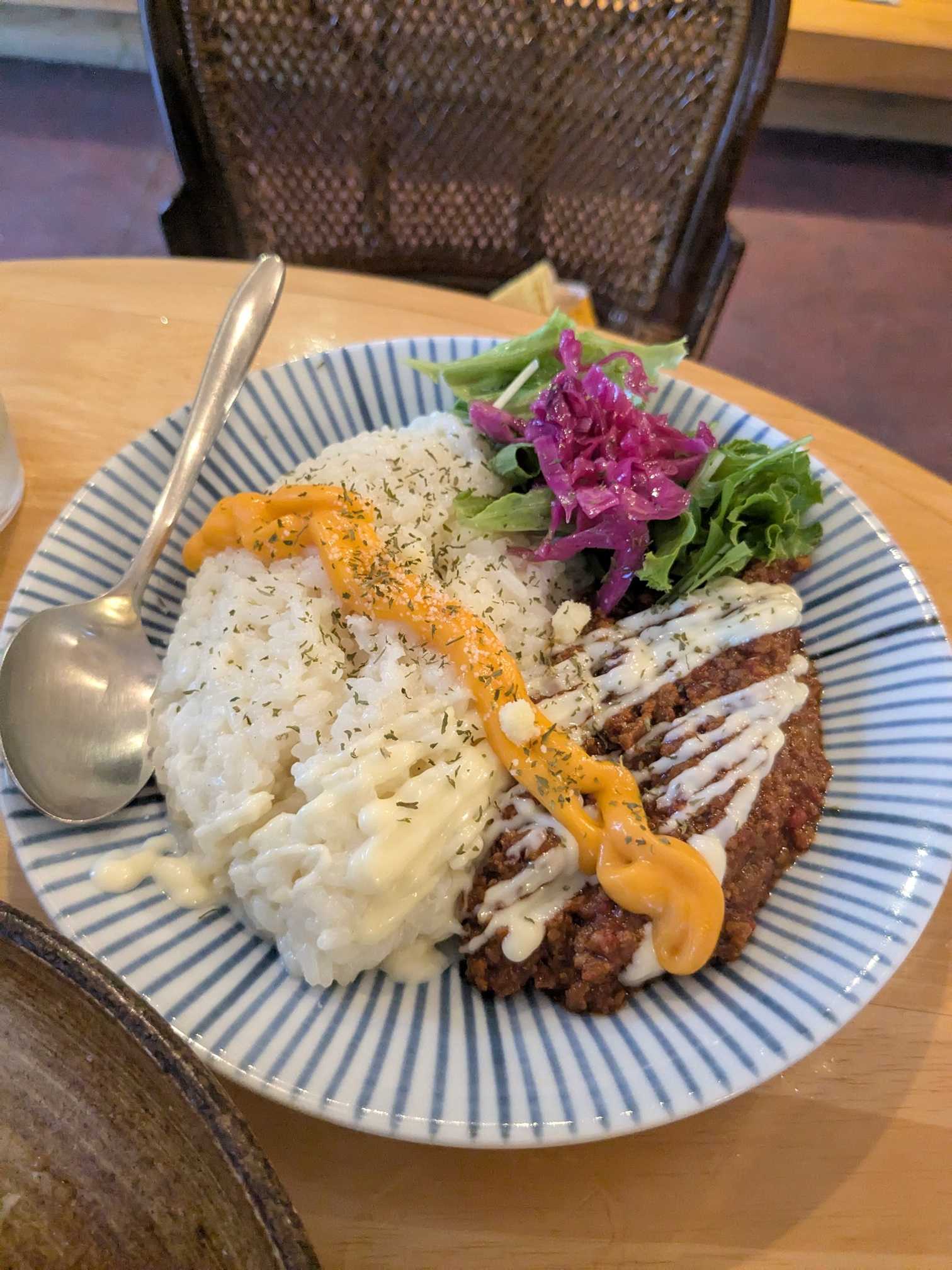 西表島　子連れ夕食　居酒屋がぶまる　がぶまるタコライス