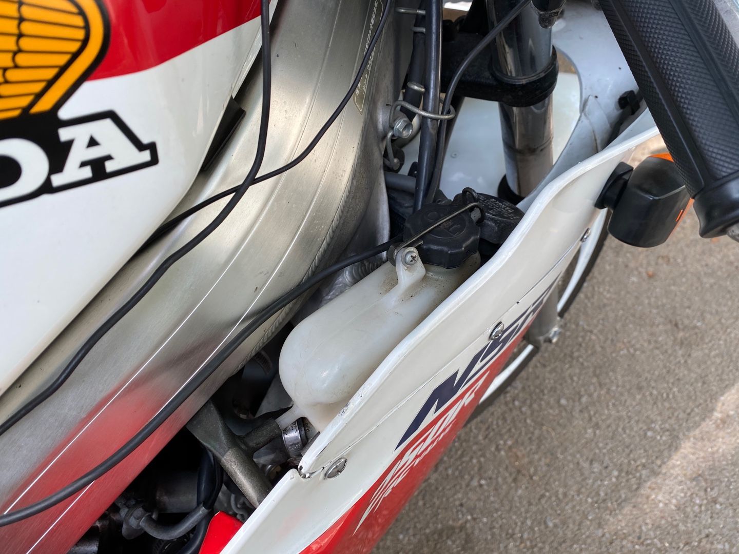 NSR50 オイルタンク　2サイクルオイル NSR50 オイルタンク 2サイクルオイル ホンダ NSR50 2