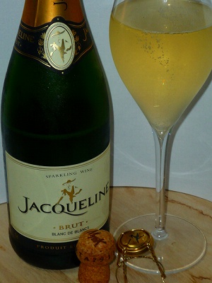 Camus Jacqueline BdB Brut NV glass.jpg