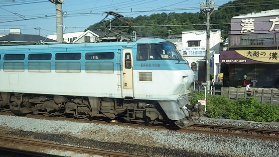 EF66-102-4.jpg