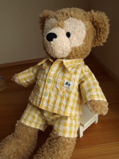 130212-pajama-yellow.jpg