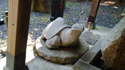 手水の亀さん