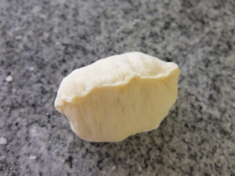 ベーコンオニオンパン　コストコのチョップド オニオン （CHOPPED ONION）　488円也　乾燥たまねぎ