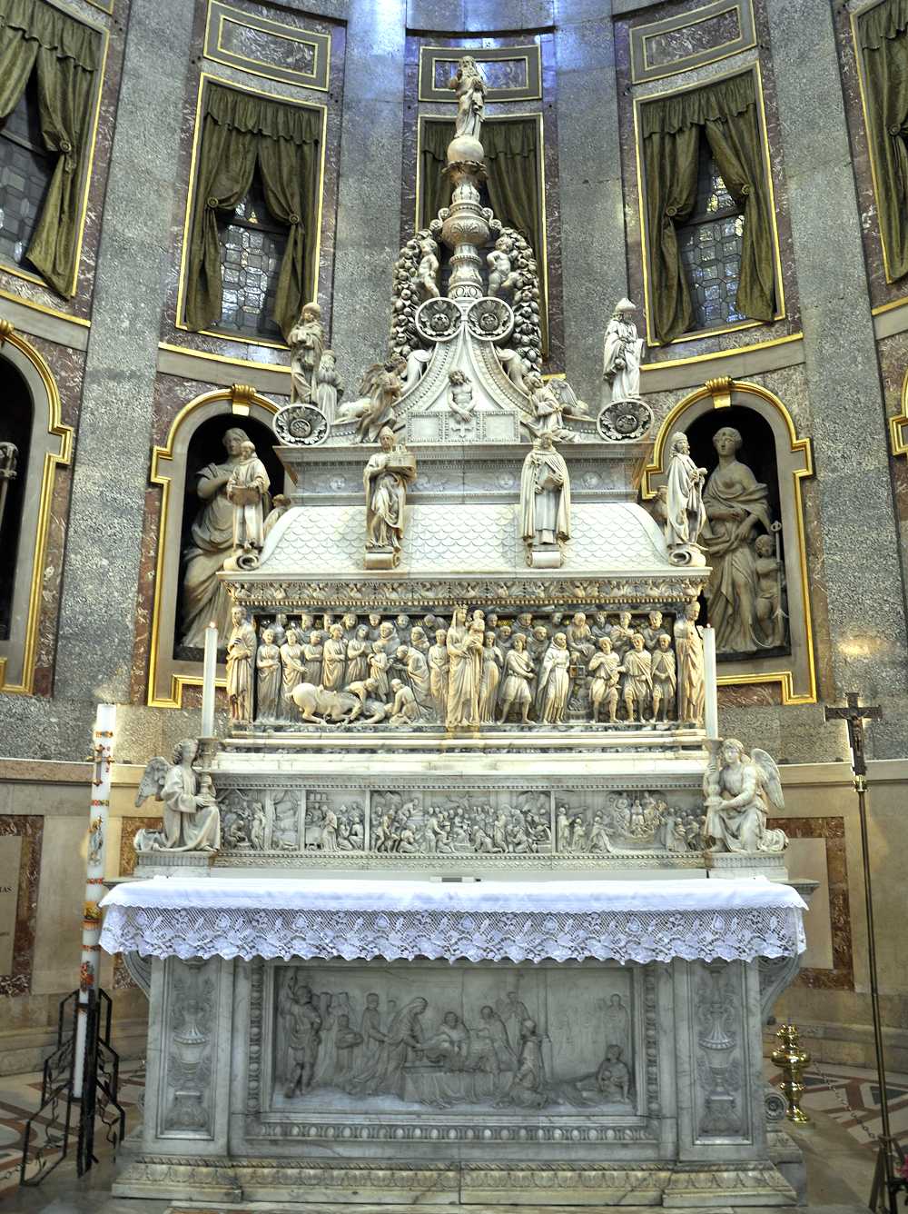 イタリア彫刻家9:ニコロ・デ・ラルカ | 讃三堂感話：南正邦の覚え書き