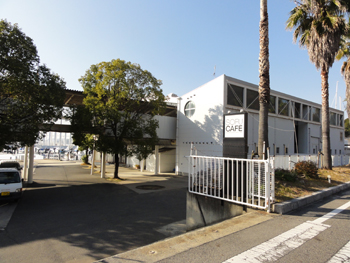 境ガ浜マリーナ入口