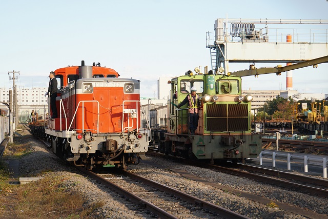 DE10 1752牽引 品川 & 水戸チキ工臨 in 越中島4