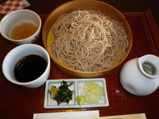 640x640_rect_6394995.jpg