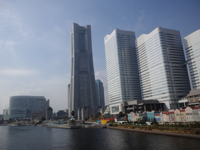 グラスホッパー 11/7見たあとの横浜みなとみらいの風～♪2