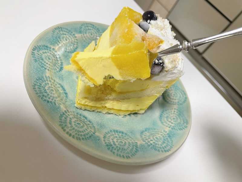 コストコ ケーキ スイーツ マンゴームーススコップケーキ 冷凍 レポ 結果 味