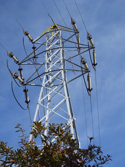 送電線鉄塔