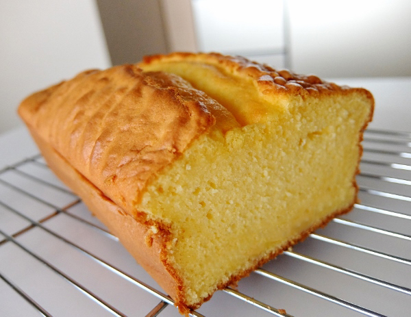 生クリームde簡単☆パウンドケーキ☆　ふわふわ