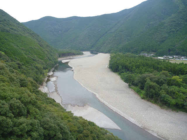 resize0016.jpg