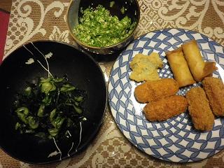 キュウリとわかめの酢の物　オクラ　揚げ物119.JPG