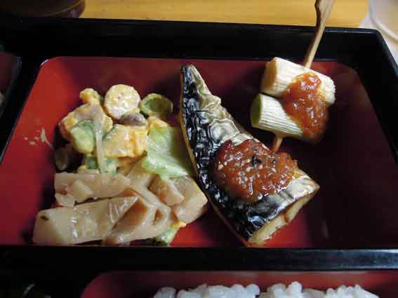 アメリカンステーションの「鯖のみそ焼き」♪