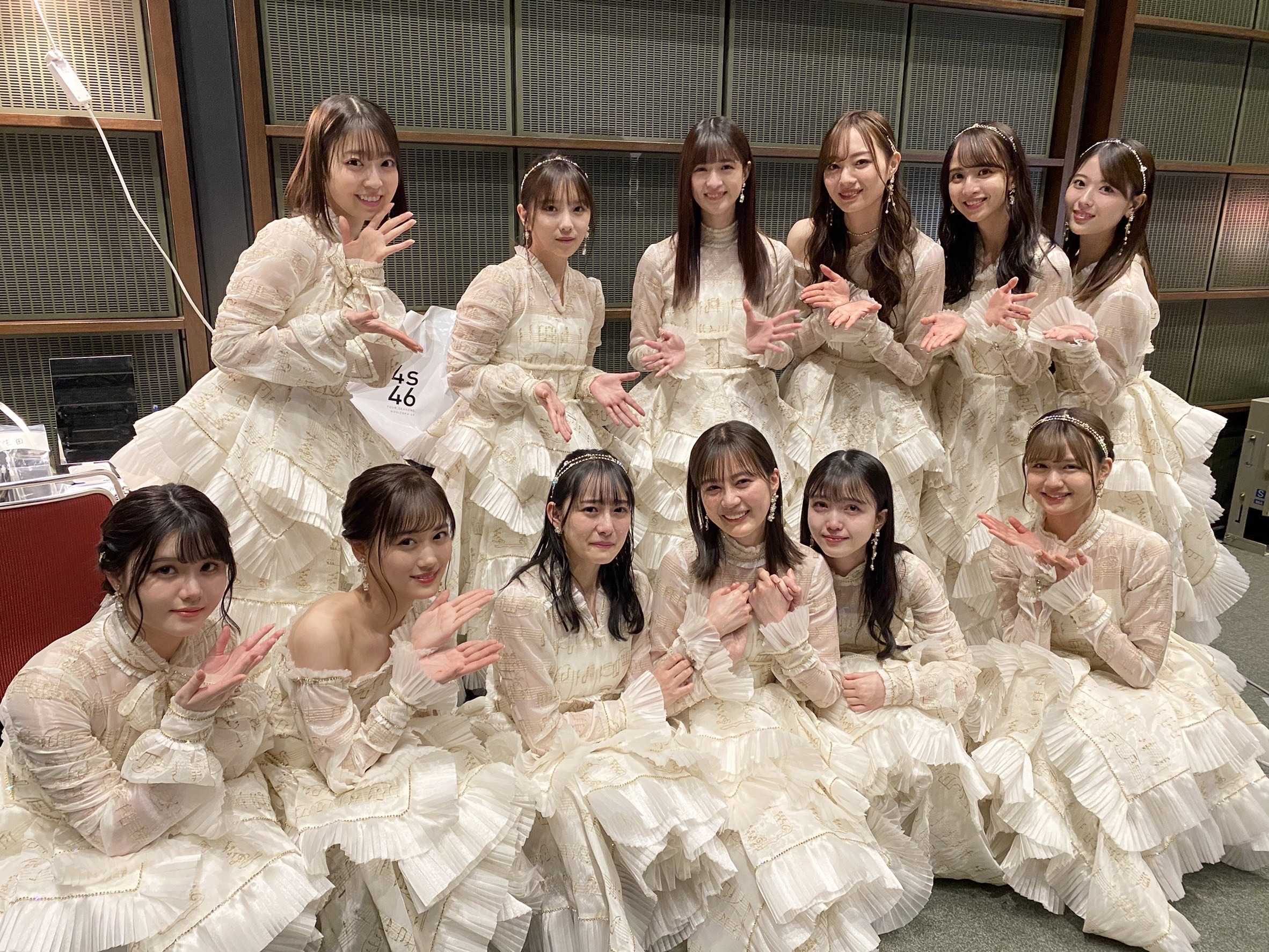 乃木坂46 紅白 生田絵梨花 3期生メンバー集合写真公開 ルゼルの情報日記 楽天ブログ