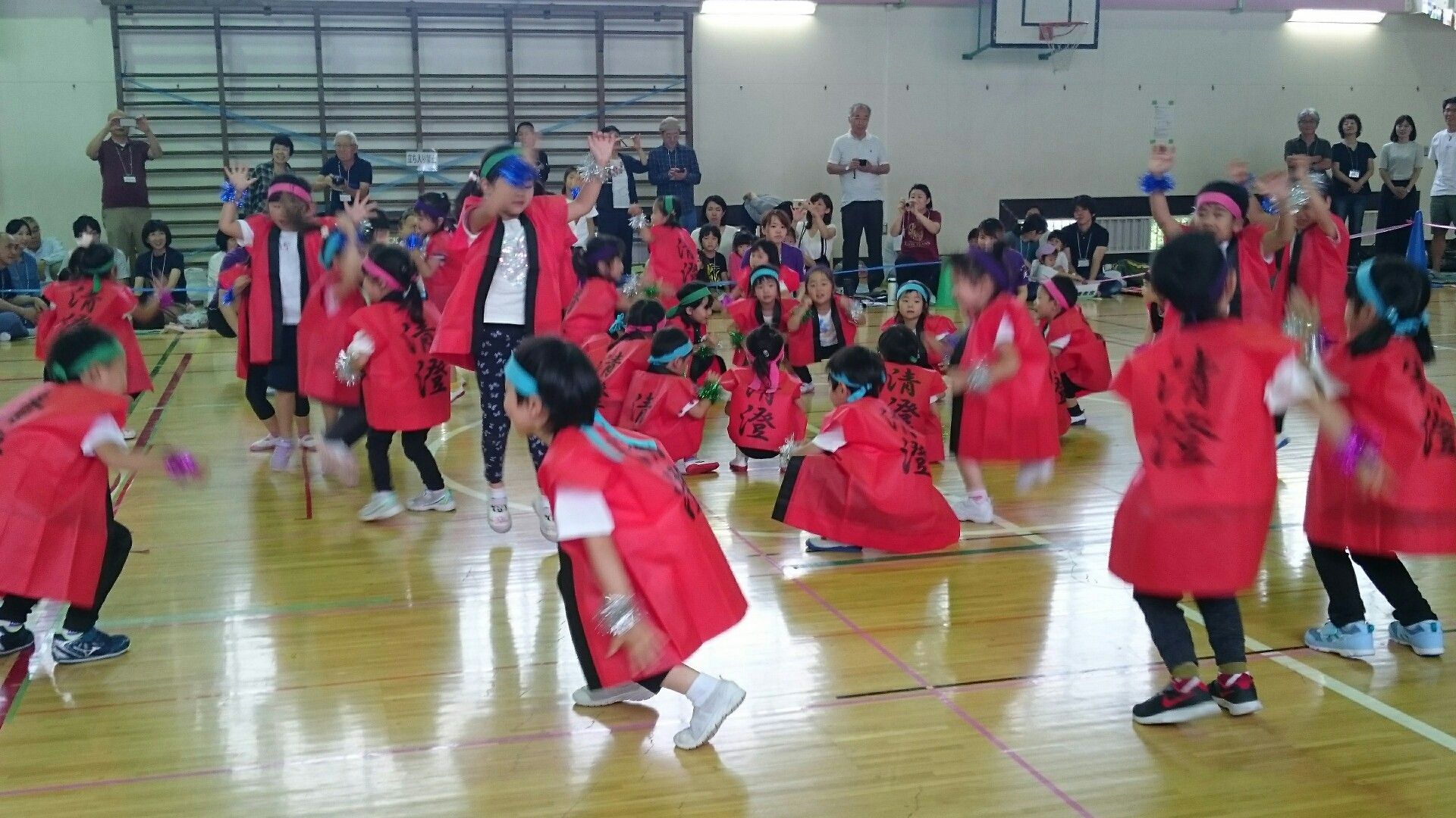 組 体操 扇 組体操の意義 教育的意味を教えてください 私の子供の時からあった