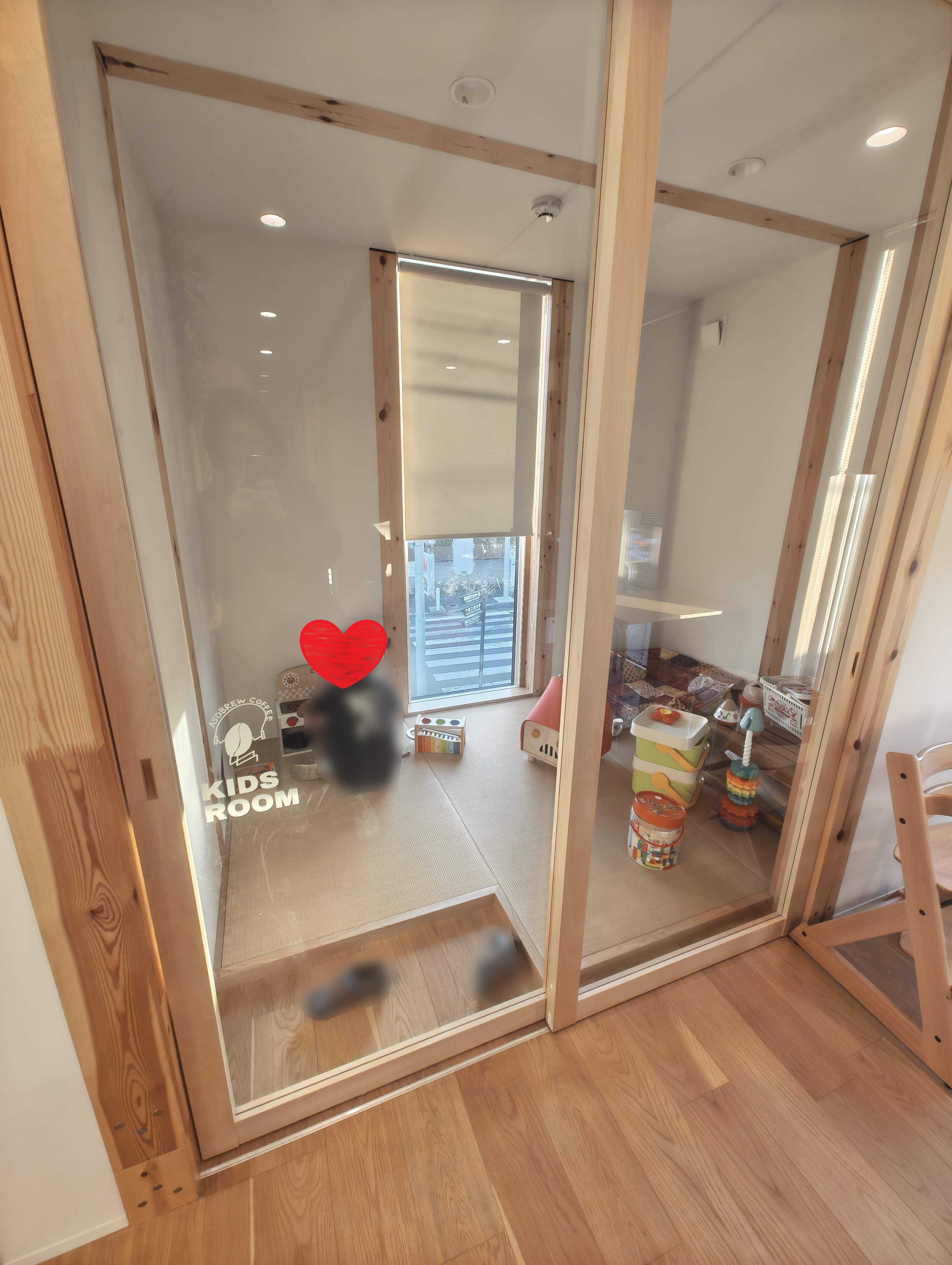 習志野市谷津　子連れカフェ　ASOBREW COFFEE(アソブリューコーヒー)　キッズルーム