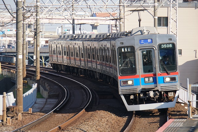 京成 スカイライナ－ 2500万人達成 マ－ク付5