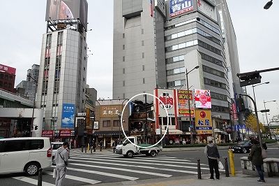 難波高島屋前の崩れそうな元 ニッコーカメラ 店の残骸 空と海と花 芦屋ガーランド 花冠 楽天ブログ