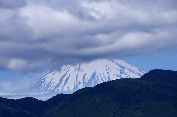 10階の廊下から見た今朝の富士山
