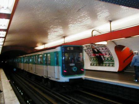PB250159（メトロ）.jpg