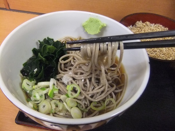 高幡そば高幡不動店のミニあじご飯セット２