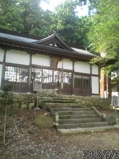 樺崎八幡宮拝殿