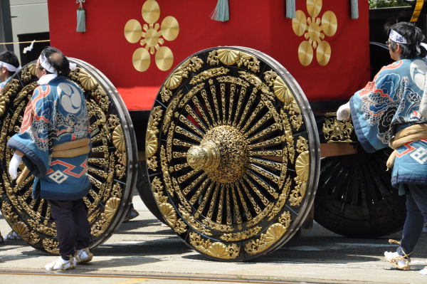 高岡御車山祭