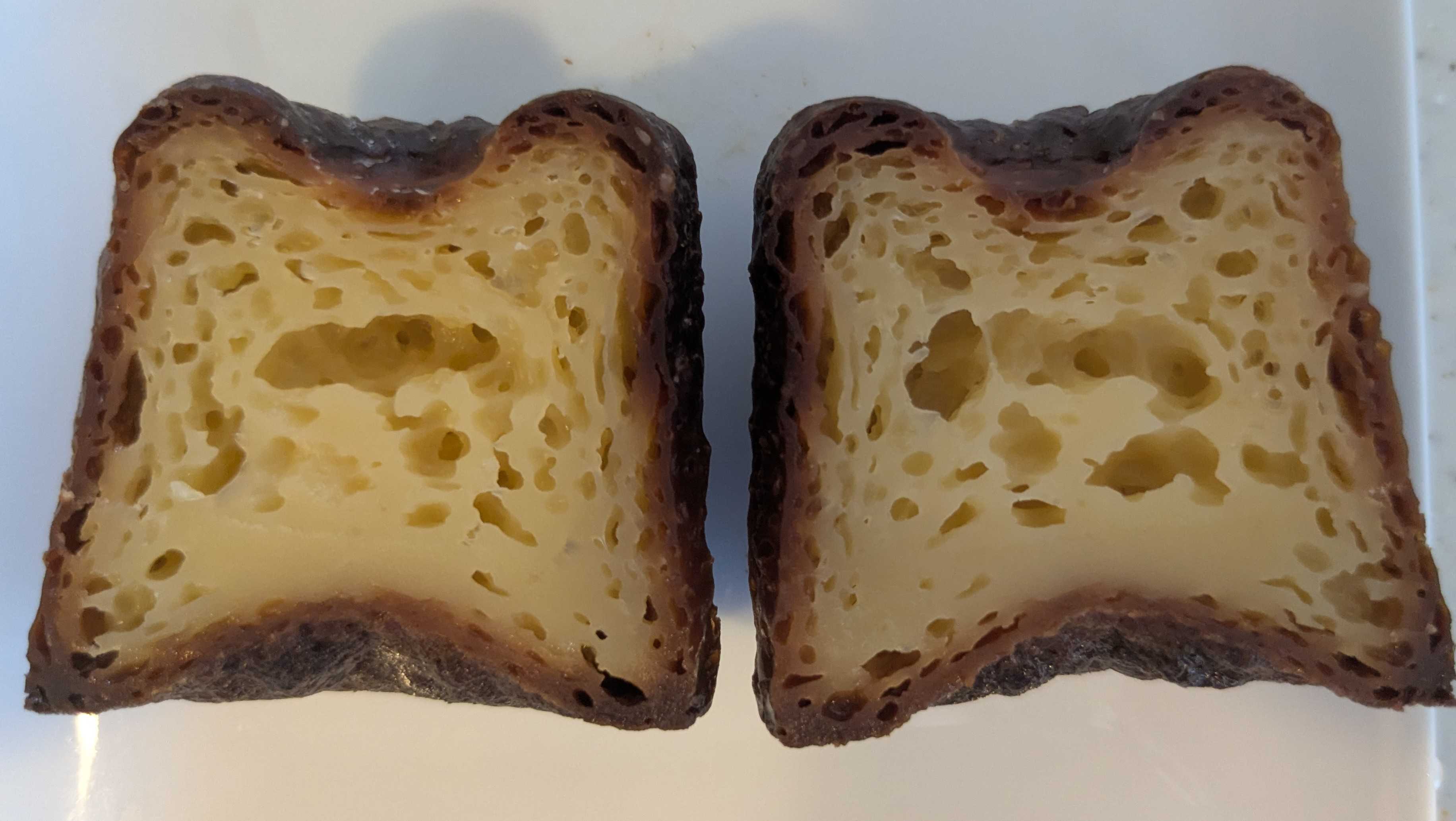 日本橋髙島屋　フランス展 Art de Pain カヌレ・ド・ボルドーの断面