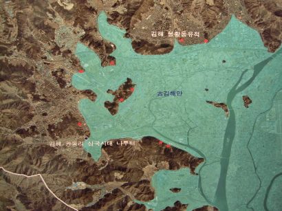 1615古代の金海湾。緑は洛東江。釜山は海の中.JPG